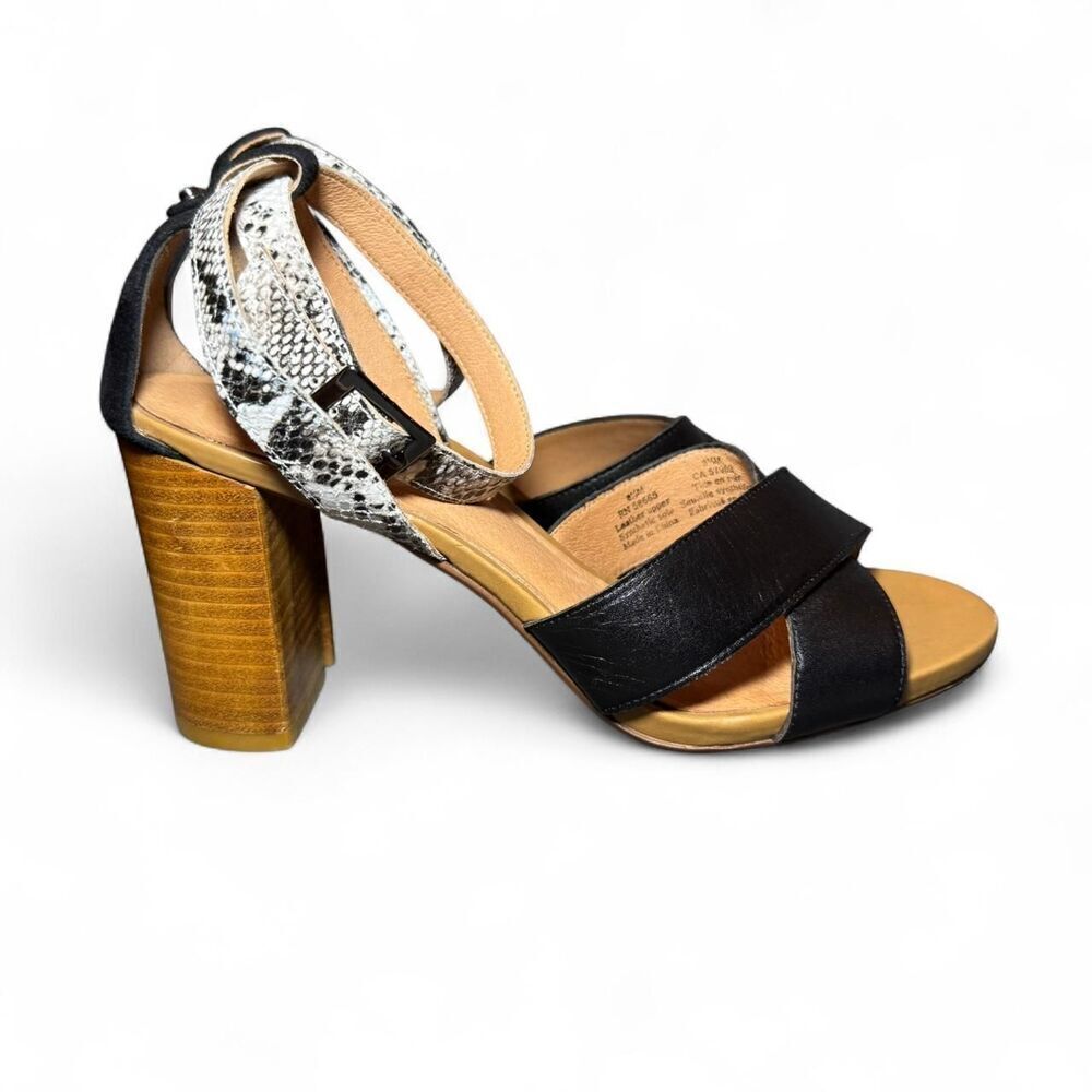 Halogen Women’s Haley' Crisscross Snakeskin Print Strap/ black Sandal Sz 8.5M